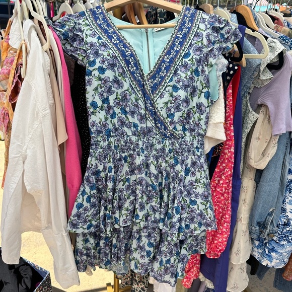 Alice + Olive floral dress - Picture 1 of 2